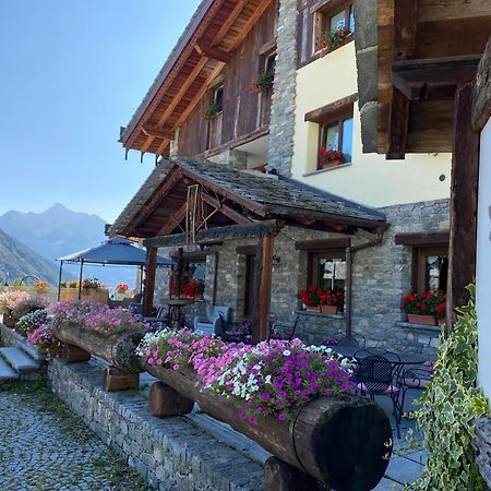 Le Relais De La Grandze Hotel Doues Buitenkant foto