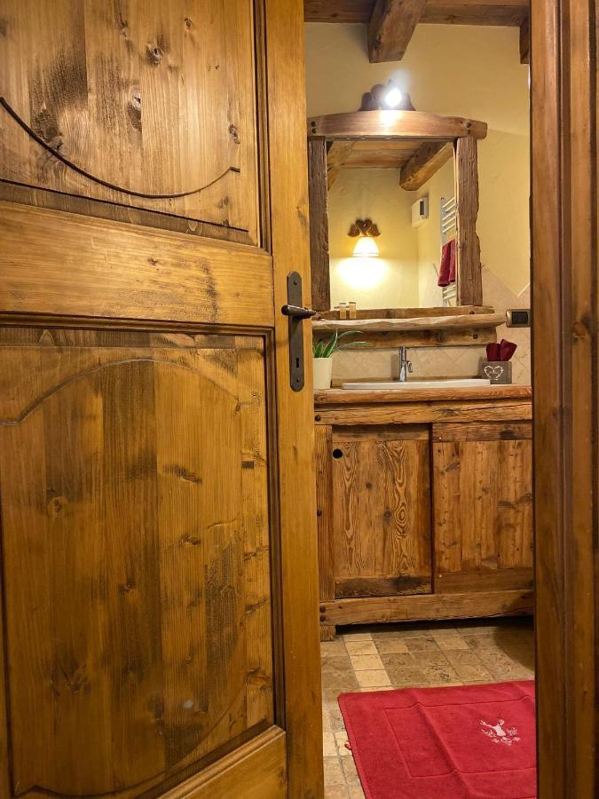 Le Relais De La Grandze Hotel Doues Buitenkant foto