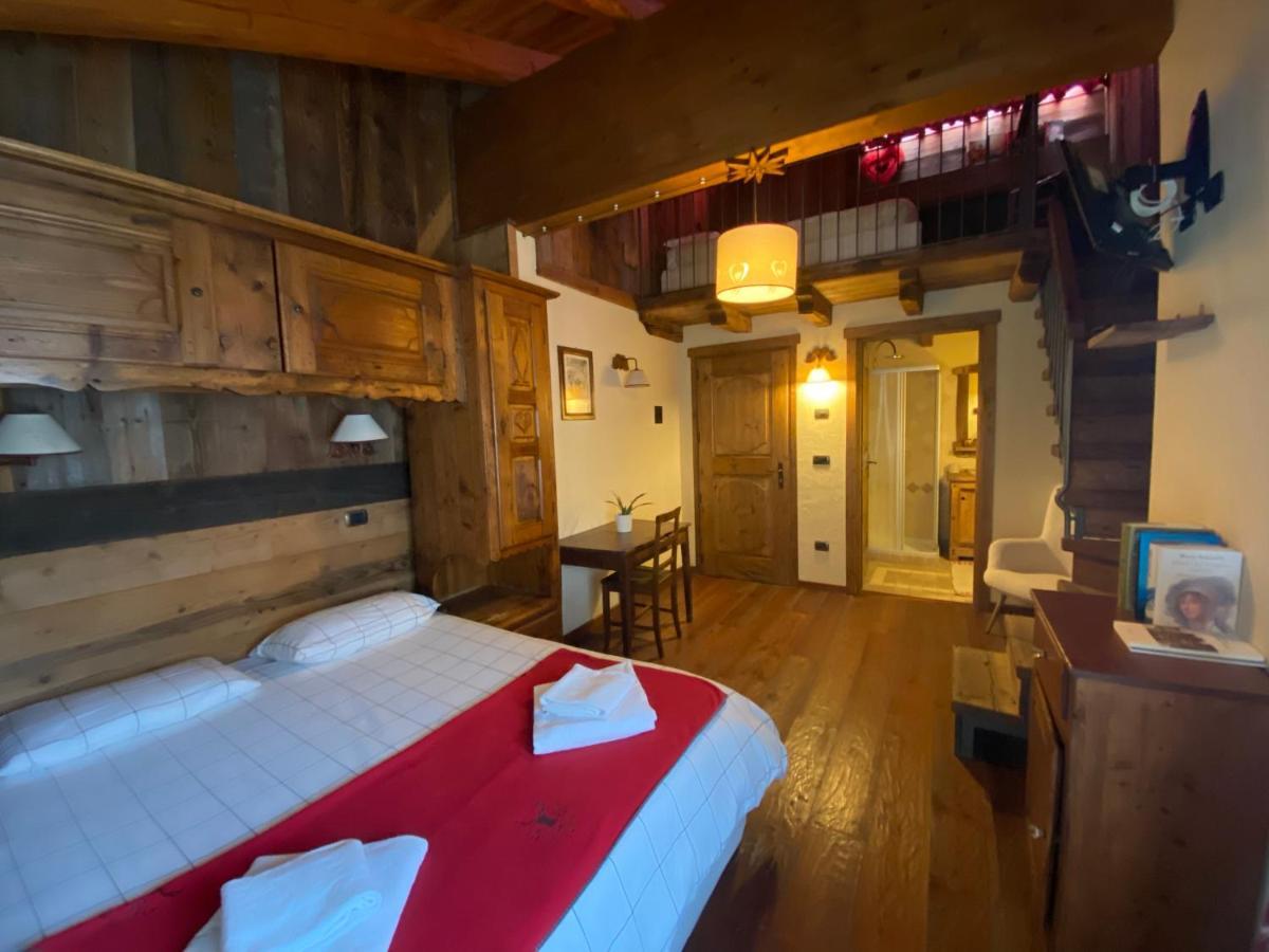 Le Relais De La Grandze Hotel Doues Buitenkant foto