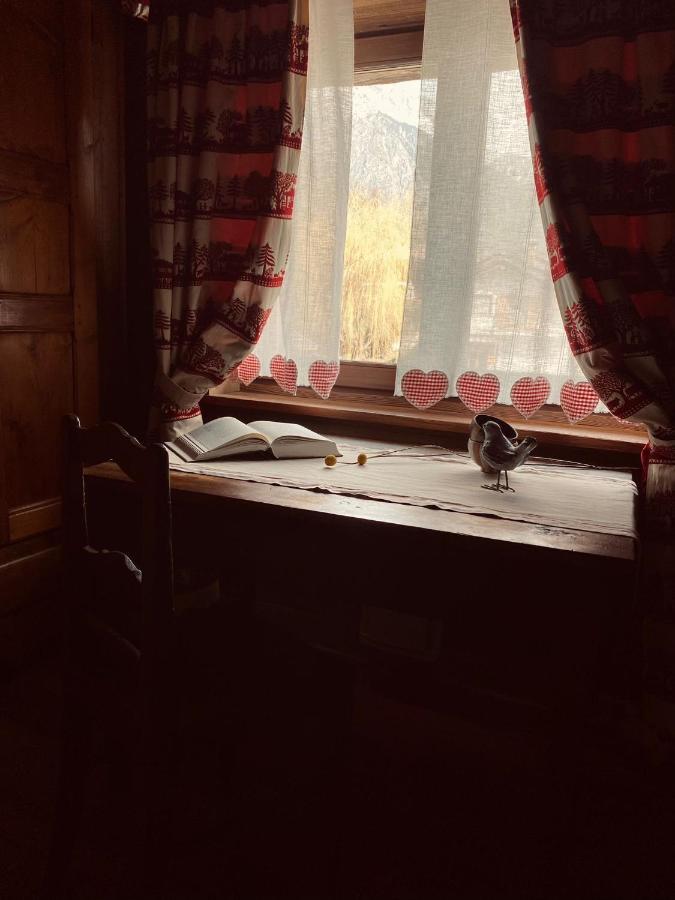 Le Relais De La Grandze Hotel Doues Buitenkant foto