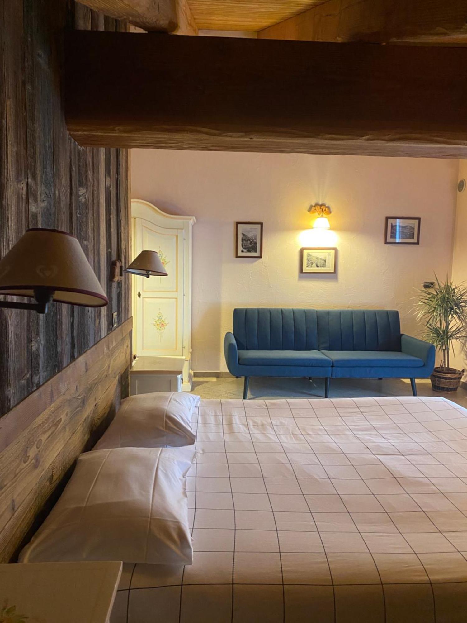 Le Relais De La Grandze Hotel Doues Buitenkant foto