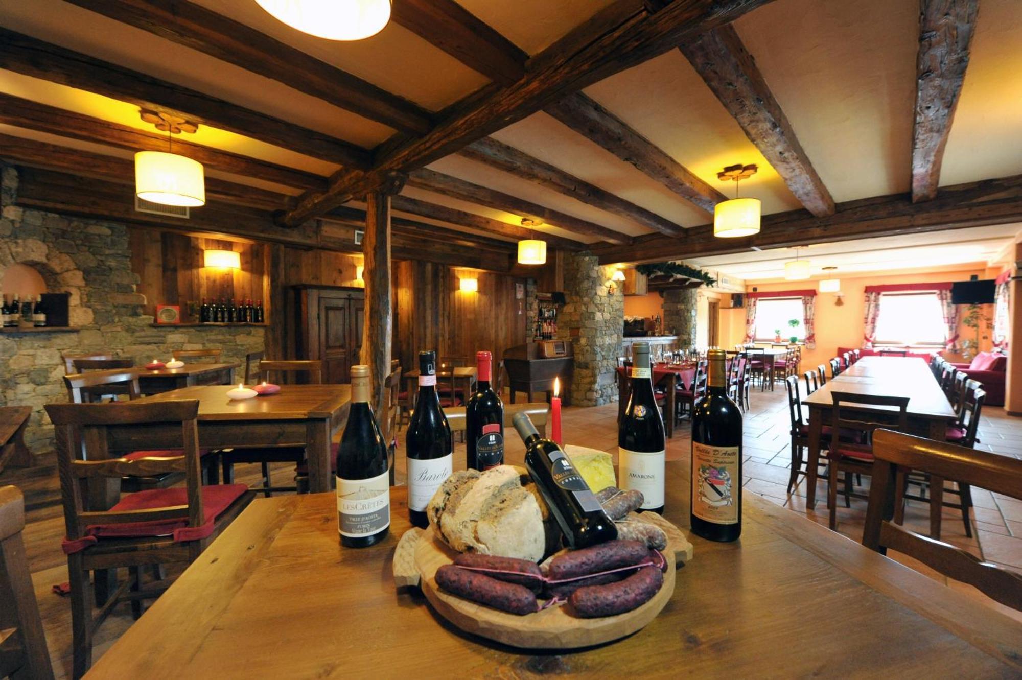 Le Relais De La Grandze Hotel Doues Buitenkant foto